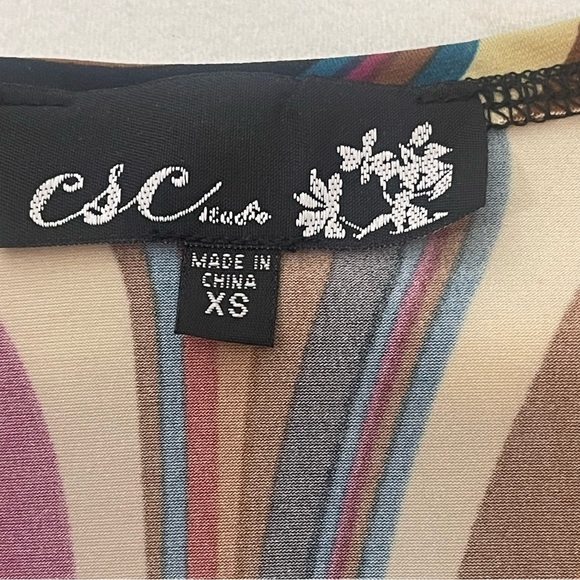 ❤️2/$15 or 3/$21❤️ CSC Studios Retro Swirled Long Sleeve Top, Size XS - Picture 10 of 13